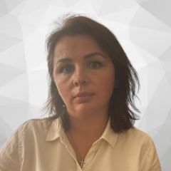 Коновалова Лариса